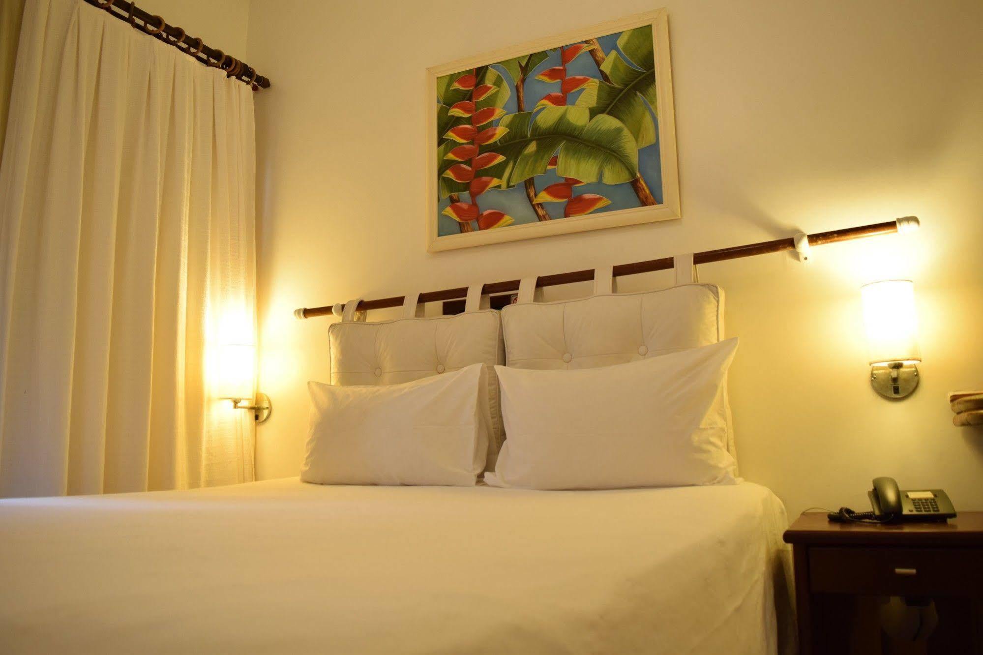 Hotel Pousada Encanto De Itapoan Salvador Exterior foto